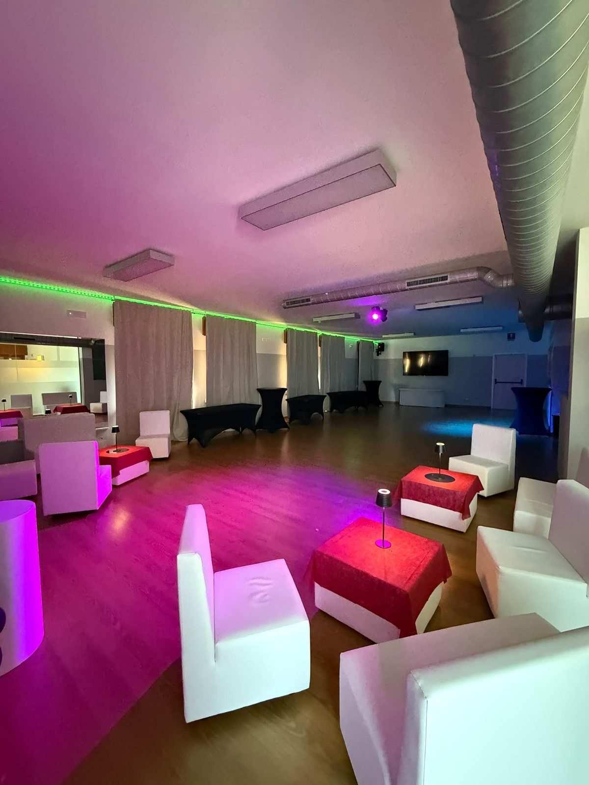 Festa in una sala FLACspace